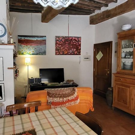 La Casa Di Dina Castelmuzio Exterior foto